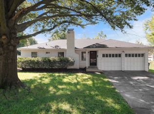 1025 E Lakeview Ave, Olathe, KS 66061