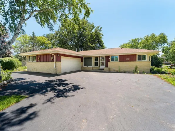 11801 W Appleton AVENUE, Milwaukee, WI 53224