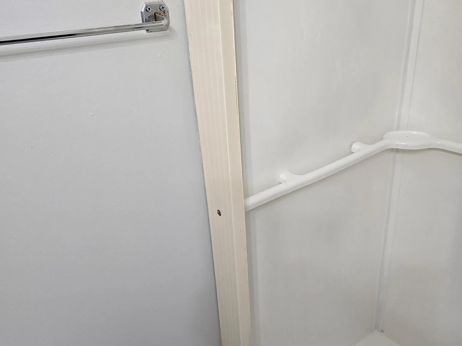1 bed, 385 sqft, $695 — Photo 2