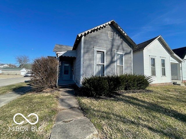 1st image of 1331 Sycamore St