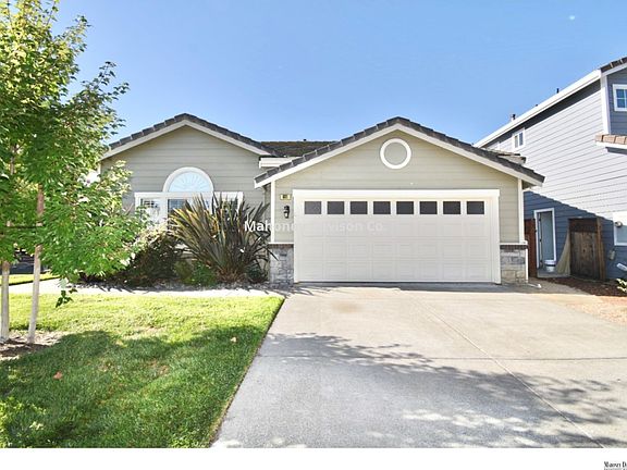 2nd image of 601 Searles Way