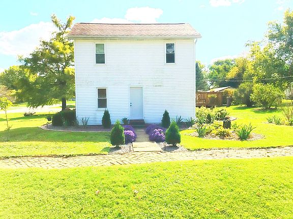 Side view and garden 