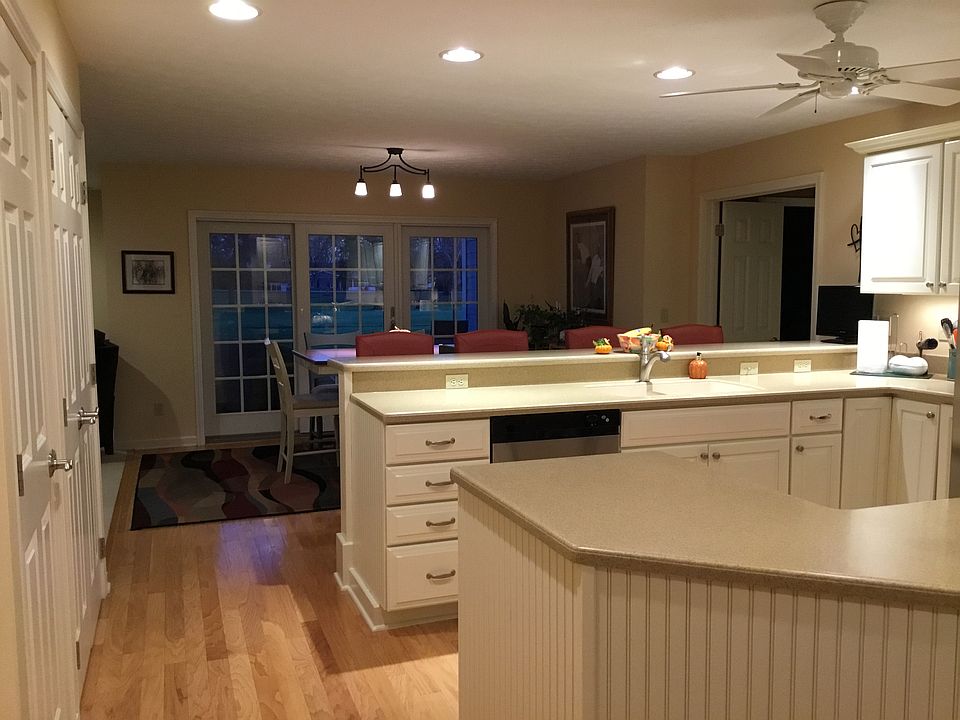 1st image of 4428 E Harbors Edge Dr