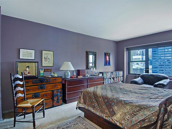 5th image of 160 E 38th St APT 25E