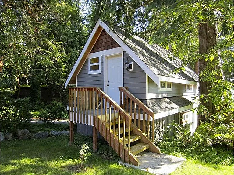 1412 Hansen St — Photo 13