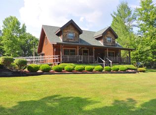 100 Raymond Rd, Wellington, KY