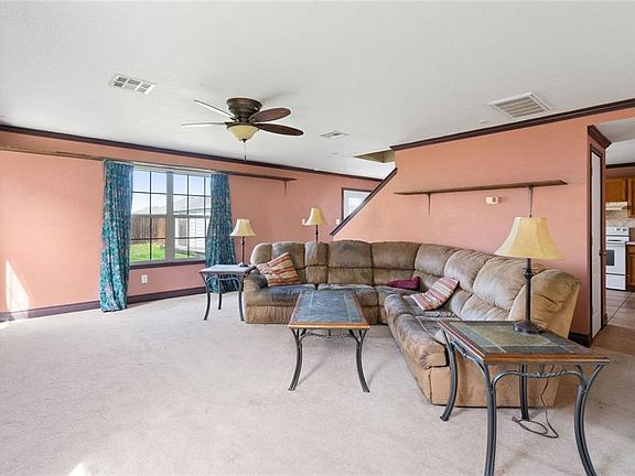 4th image of 1613 Monte Vista Dr