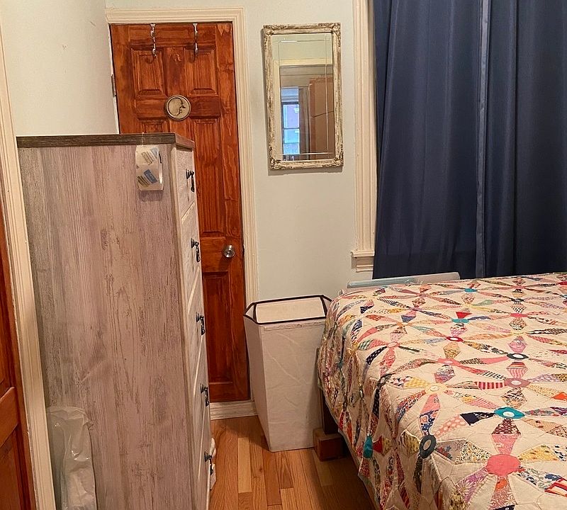 1st image of 429 W 45th St #2FE
