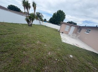 9005 Hunt Club Ln, Port Richey, FL 34668