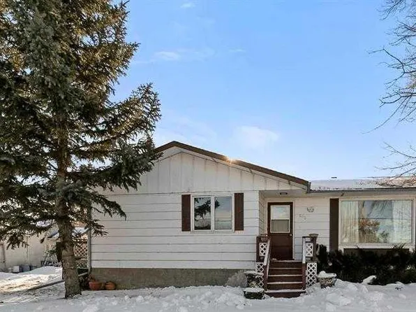 5037 NW 54th St, Daysland, AB T0B 1A0