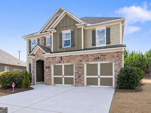 2nd image of 6667 Rivergreen Rd