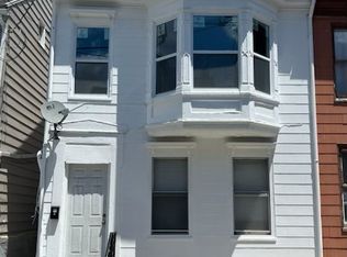 35 N Hartley St FL 2ND, York, PA 17401