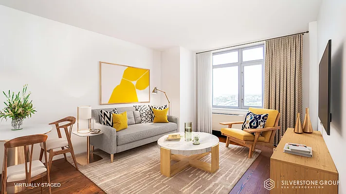 Sold by Silverstone Group USA Corp. | media 28