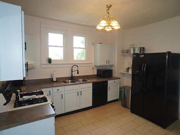 3rd image of 902 Western Ave Lot 72