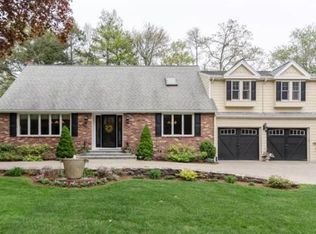 31 Cliff Rd, Waltham, MA 02452