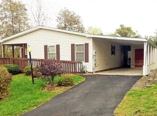 804 Wild Violet Dr, Pittsburgh, PA 15239