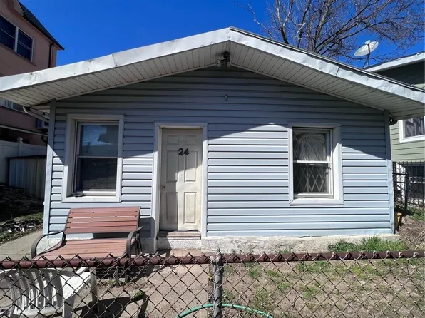 24 Brighton 3rd Ln, Brooklyn, NY 11235