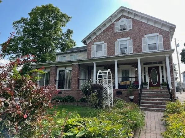 6 Railroad Avenue, Chester, NY 10918
