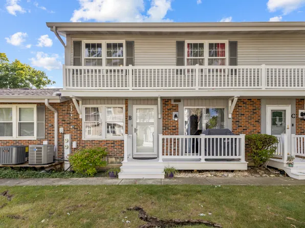 309 Northwestern Ct Unit B, Bloomingdale, IL 60108