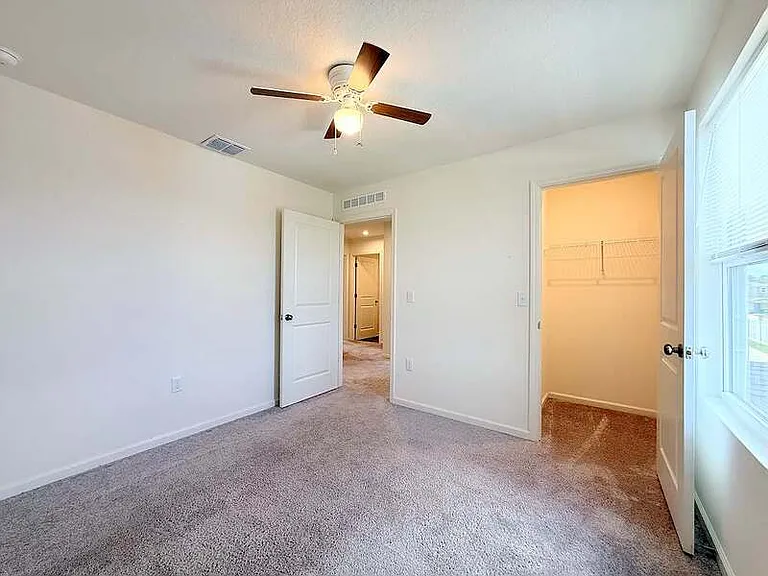 2068 Kentucky Rd — Photo 36