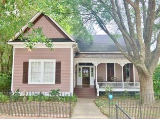 402 W New York Ave, McComb, MS 39648