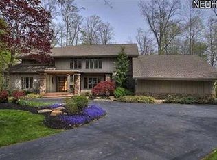 28200 Belgrave Rd, Pepper Pike, OH 44124