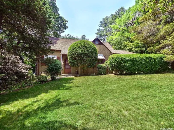 14 Irving Place, Sea Cliff, NY 11579