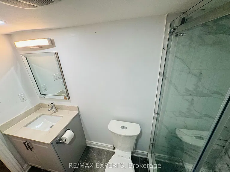 117 Baffin Cres — Photo 9