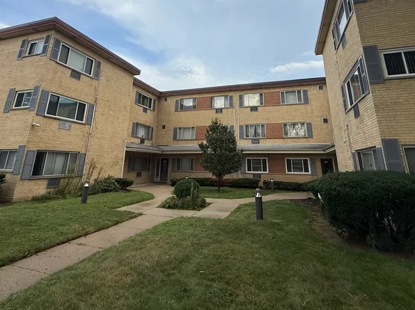 9207 Skokie Blvd APT 106, Skokie, IL 60077