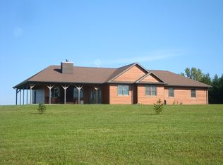 N7732 Pleasant View Rd, Bear Creek, WI 54922