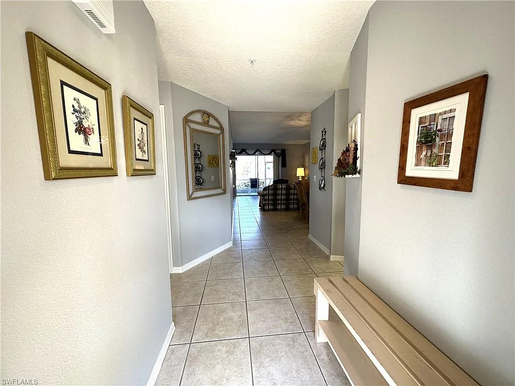 2 bed, 2.0 bath, 1107 sqft, $4,000 — Photo 4