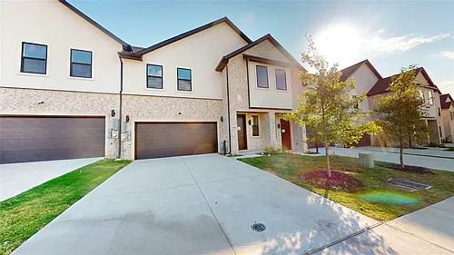 4416 Fatima Dr Photo 1