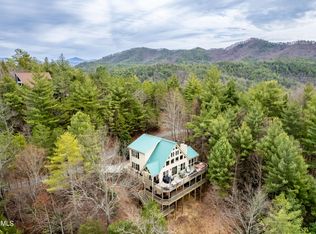 843 Stonegate Way, Townsend, TN 37882