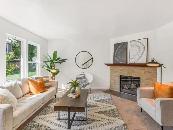 470 N Winchester Blvd APT 302, Santa Clara, CA 95050