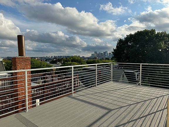3rd image of 69 Putnam St #3