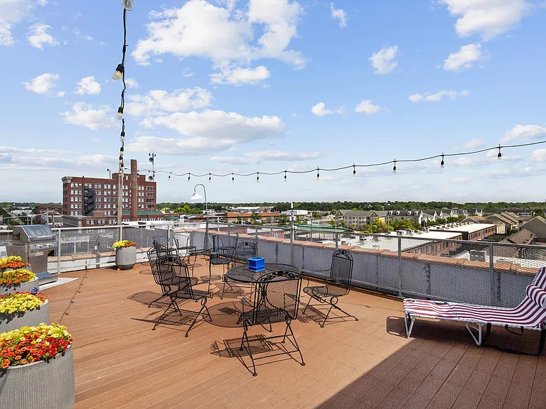 2 W G E Patterson Ave #106 — Photo 30