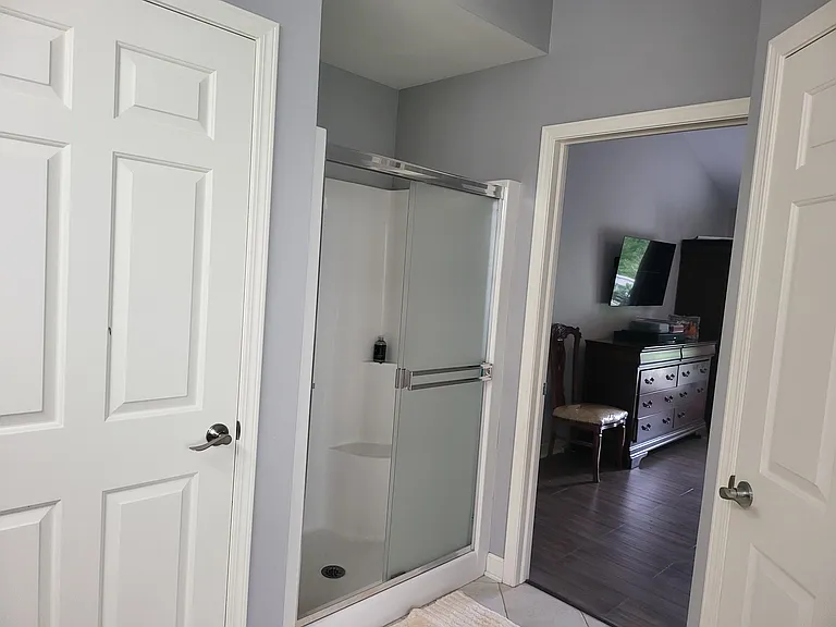 Master Bath in Main floor