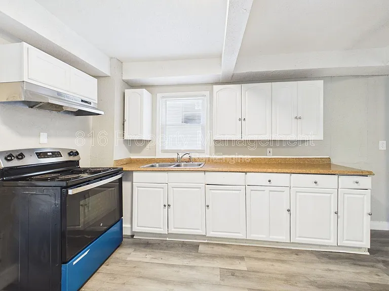 4417 Wayne Ave — Photo 11
