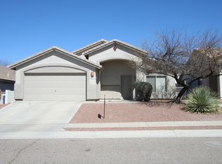 10133 E Falcon Point Dr, Tucson, AZ 85730