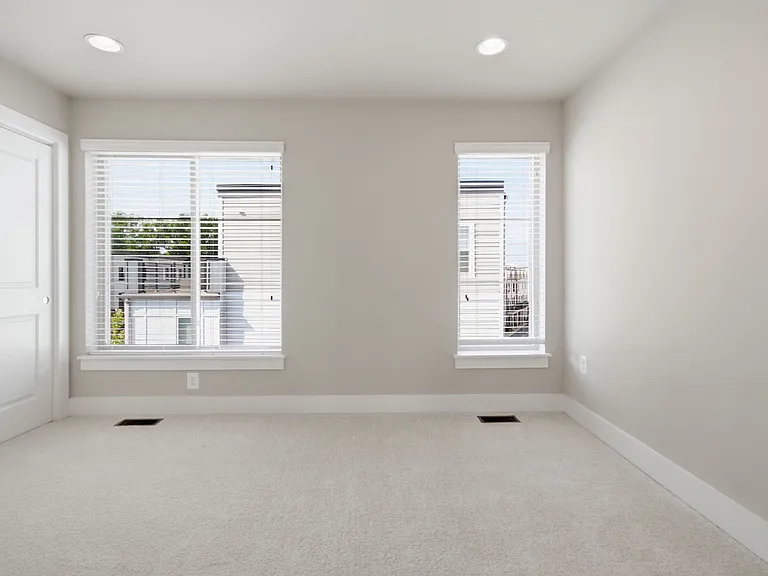 14566 Lake Vista Dr — Photo 25