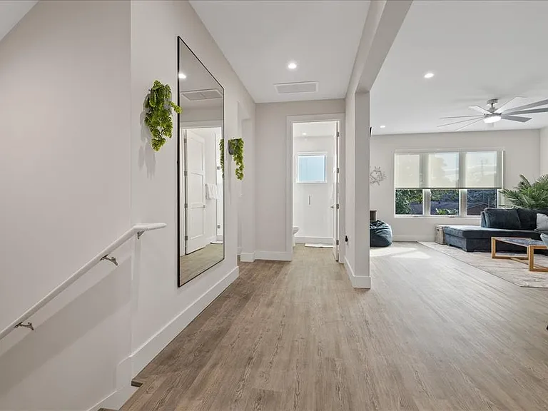 623 Petit Way — Photo 12