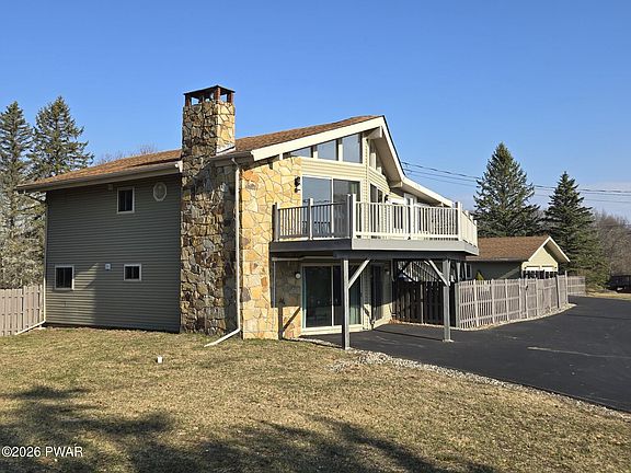 3rd image of 114 Overlook Ln