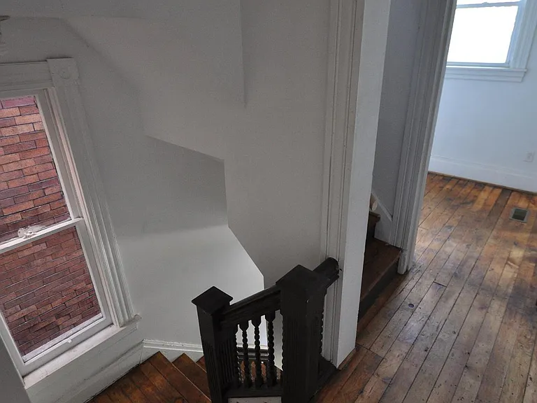 5412 Black St — Photo 14