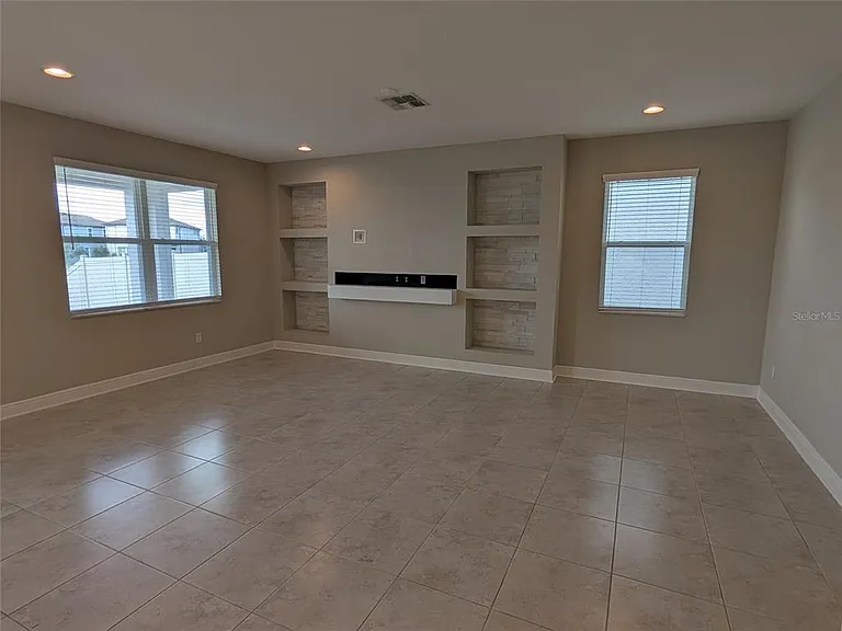 7545 Pool Compass Loop — Photo 11