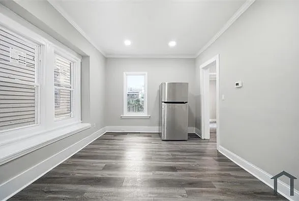 12828 Woodside Ave — Photo 8