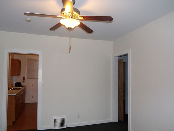 3rd image of 8642 Beechdale St #1