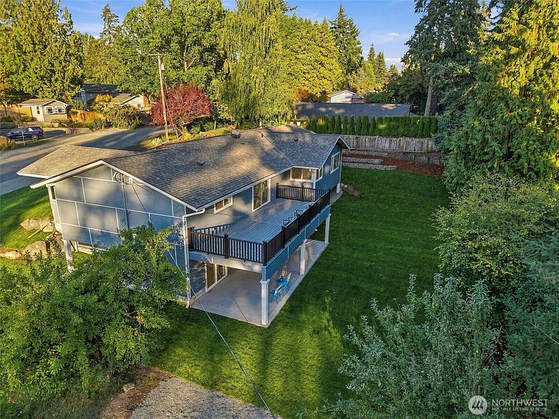 2nd image of 8205 SE 71st Street