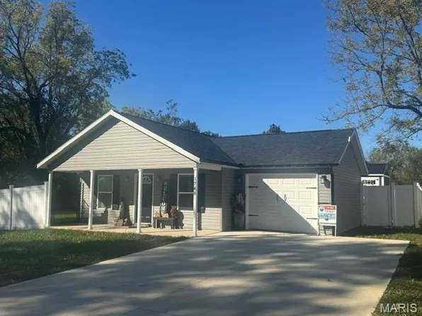 1740 Allenview Dr, Jackson, MO 63755