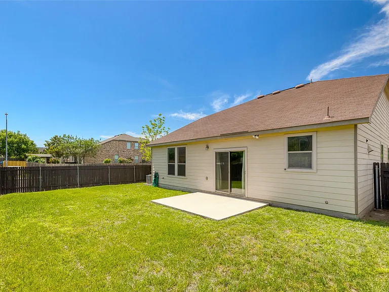 8725 Panadero Dr — Photo 30