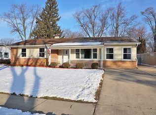 234 Mimosa Ln, Elk Grove Village, IL 60007